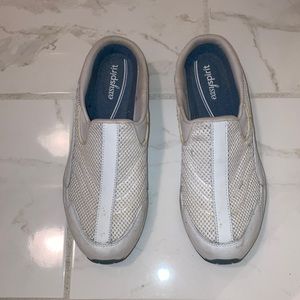 Size 9 Easy Spirt